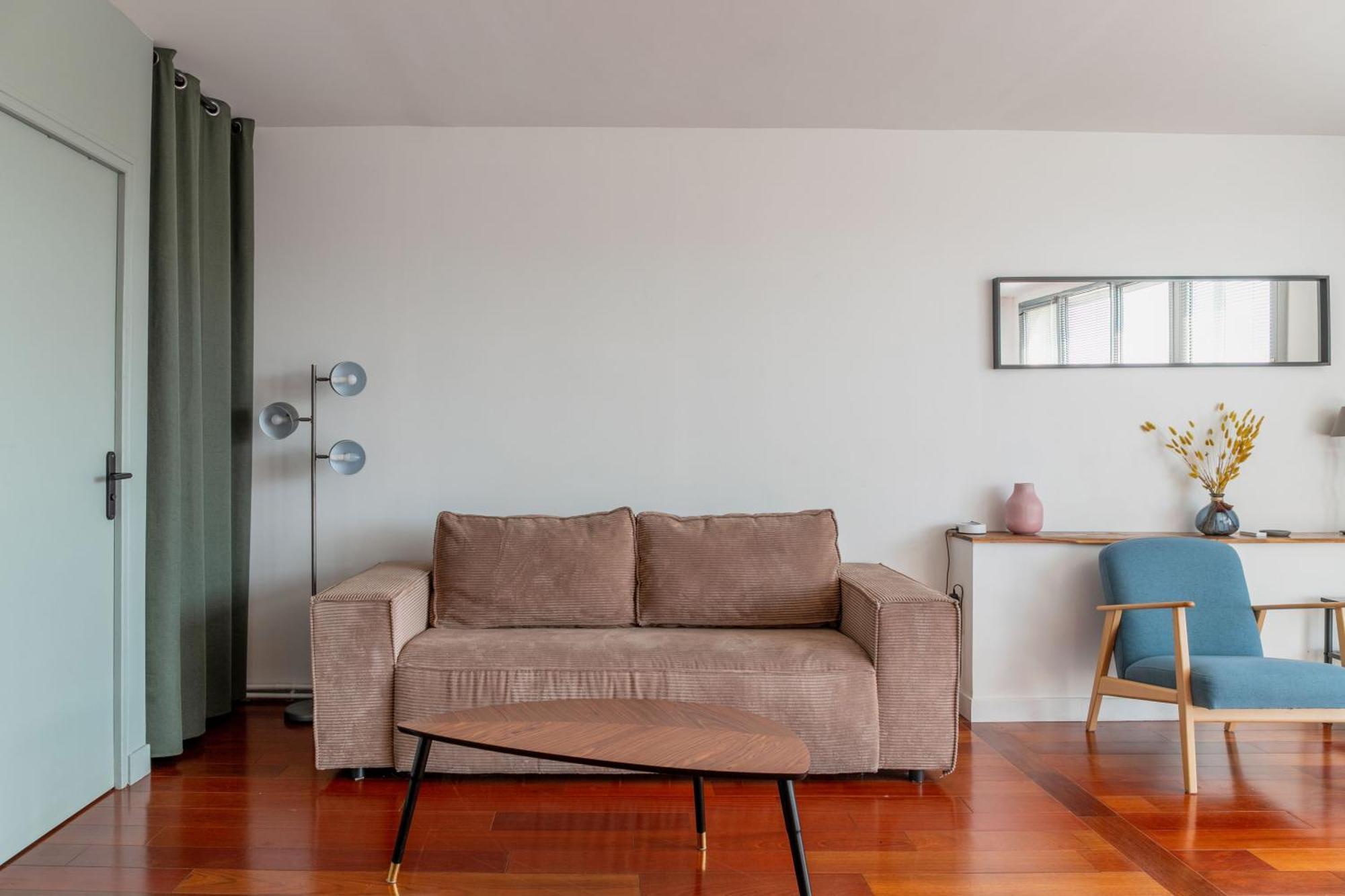 Bel Appartement F2 42 M2 อีวรี-ซูร์-แซ็น ภายนอก รูปภาพ